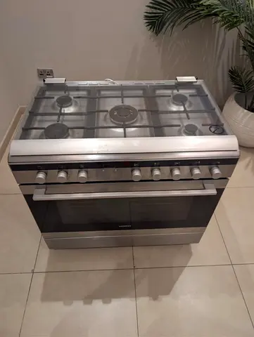 Siemens full gas cooking range 5 burner with auto fire cut off safety