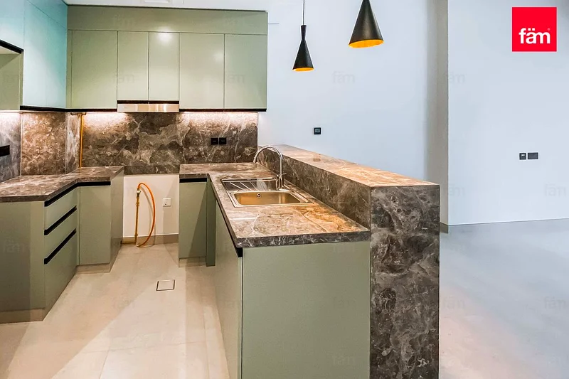 STUDY ROOM | BRAND NEW | HIGH FLOOR64051896037761113