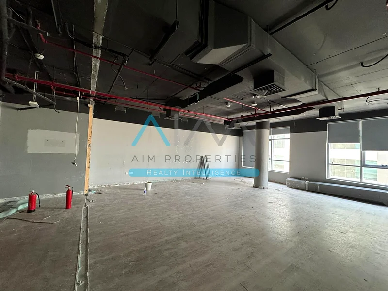 Bright 1080 SQFT Ready To Move Office With Multiple Payment Options64063355103233113