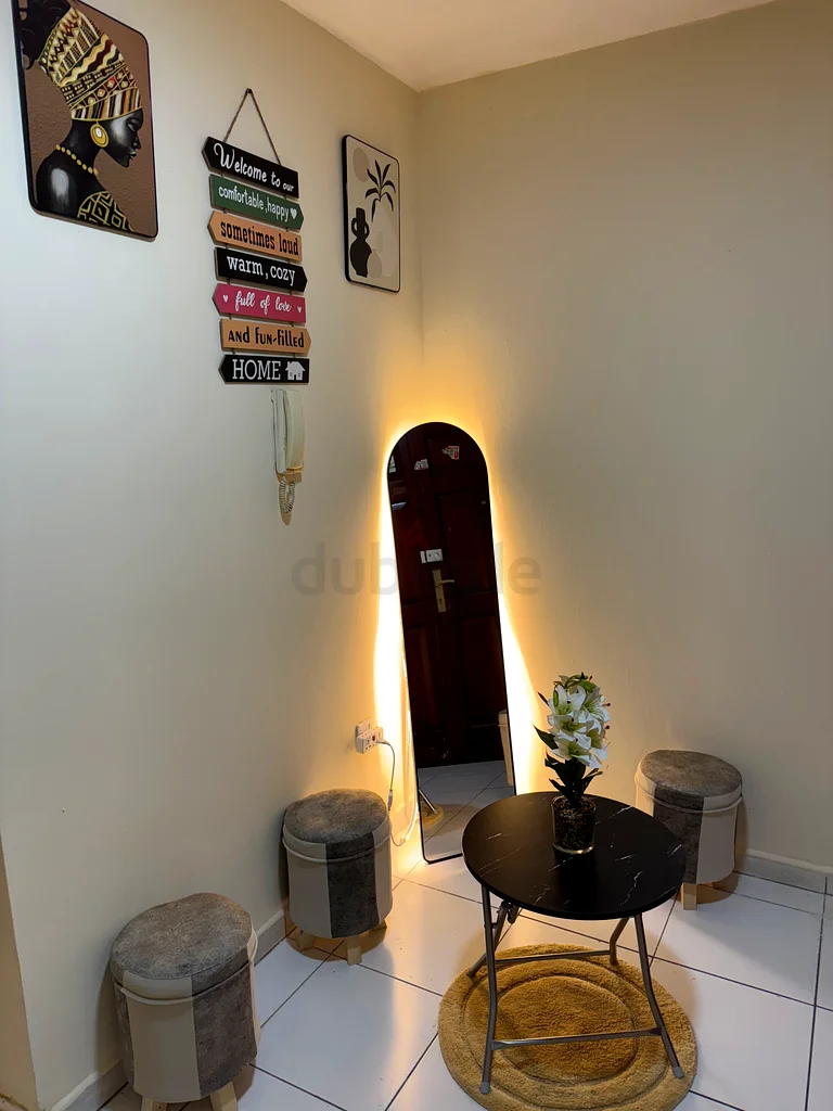 Ladies executive bedspace near mankhool area (Burjman metro / sharaf Dg metro)64049789817345114