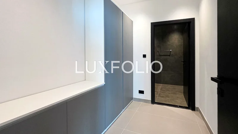 NEW FITTOUT | UNBEATABLE VIEW | FURNISHED64069966918658113