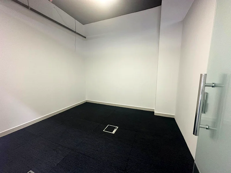 Office for Rent in DIP – Shell & Core Layout64065806529539114