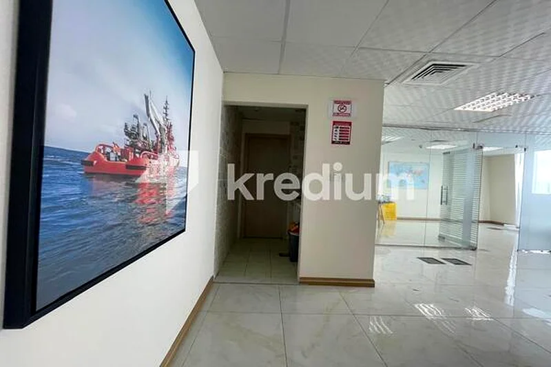 Fitted | High Floor | Partitioned | DMCC license64072451363715114