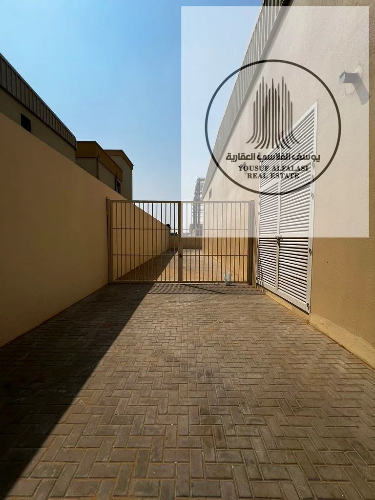 مستودع للإيجار السنوي في إمارة أم القيوين، أم الثوب64060687219330110