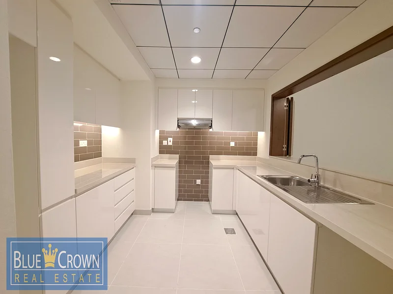 DAZZLINGLY BRIGHT VIEW!!SPECIOUS 1BHK WITH BALCONY64050032840321112