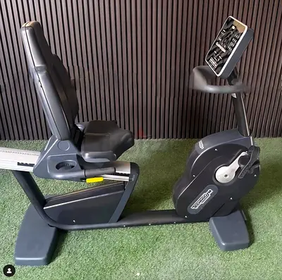 Technogym Recline Excite Forma Recumbent Bike