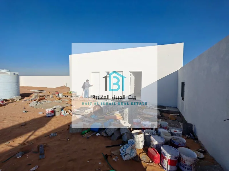 🏭 For Rent – Yard in Sharjah (Al Saja’a Industrial Area)  📐 Plot Size: 10,000 sq. ft.64058676966529112