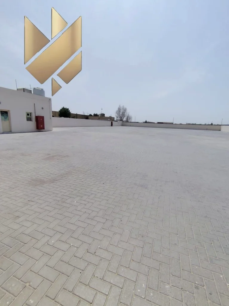 📢 Excellent Opportunity for Rent – 🧱 Walled Land in Al Saja’a Industrial Area, Sharjah  For those looking to lease a prime location for 🔧 commercia64057911895938113