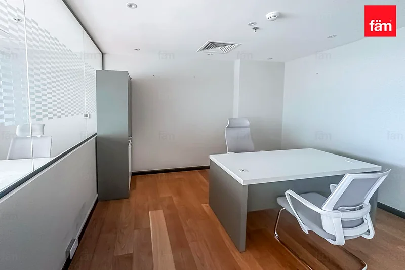 BRAND NEW FITOUT | FURNISHED | VACANT | Renovated64071282318082114