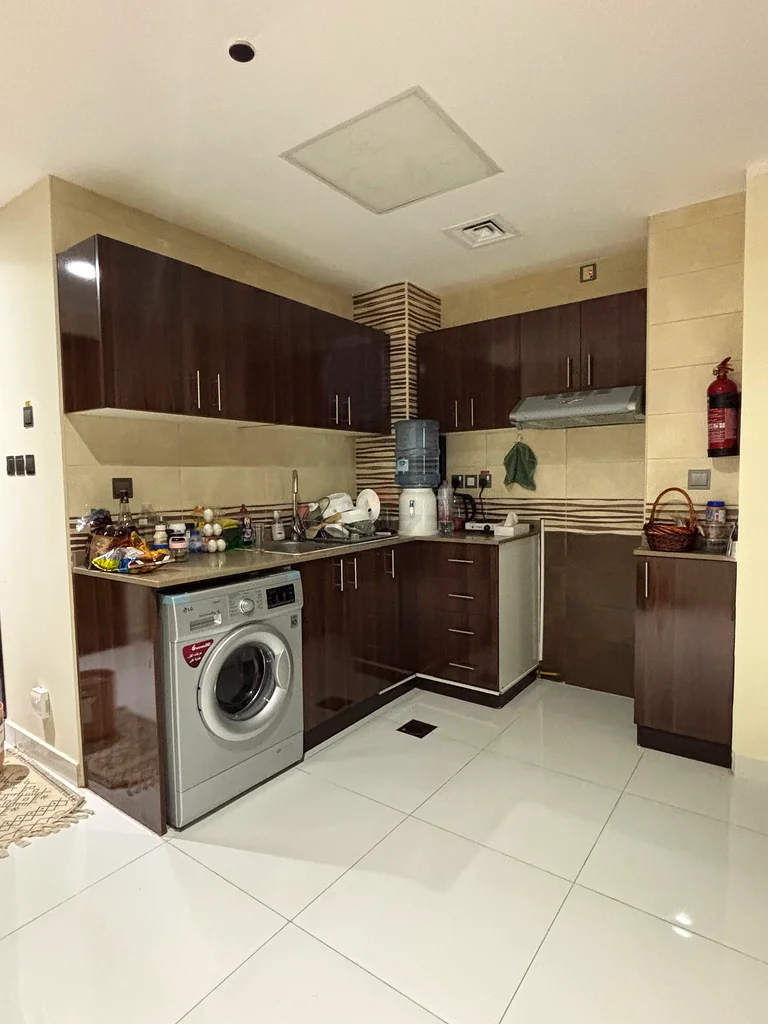 Studio Sharing in Dubai Silicon Oasis – AED 2,500 (All Bills Included)  Description: Looking for a f64055498335874114