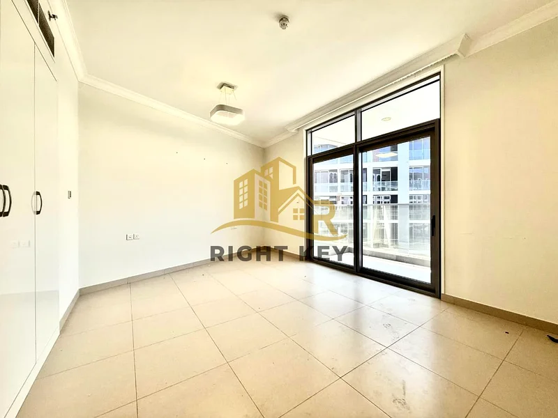 LIKE NEW STUDIO/ OPEN VIEW/ ONLY 47K64156632596867110