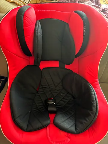 Comfortable and Safe Baby Car Seat for Sale!
