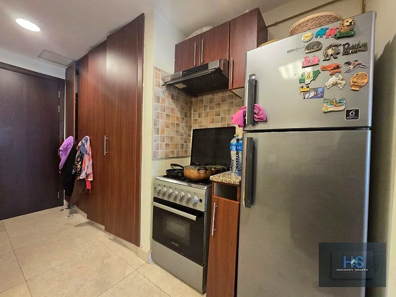 استوديو غير مفروش | جاهز للانتقال فورًا | موقع متميز64208946572675114