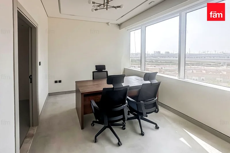 SEA VIEW | FULLY FITTED and FURNISHED | VACANT64071282328065112
