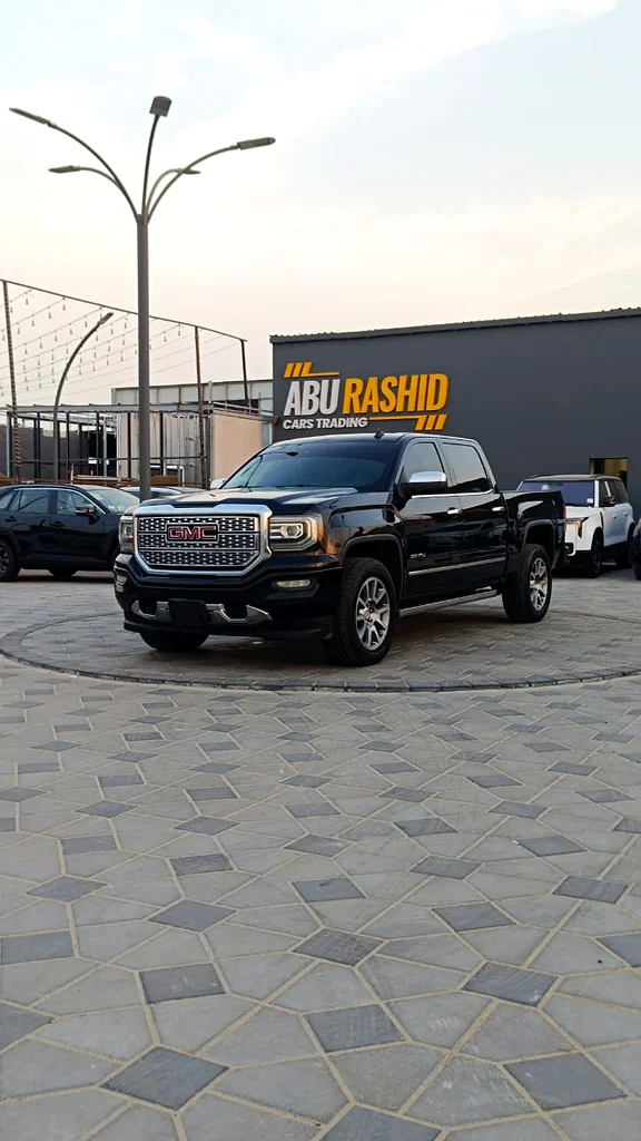 GMC Sierra 2017 Denali | GCC Specs | Excellent Condition63910742969090110