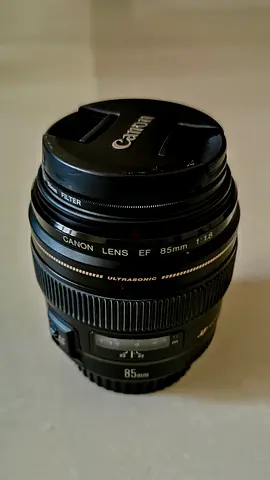 - Canon EF 85mm f/1.8 USM Medium Telephoto Lens for Canon SLR Cameras