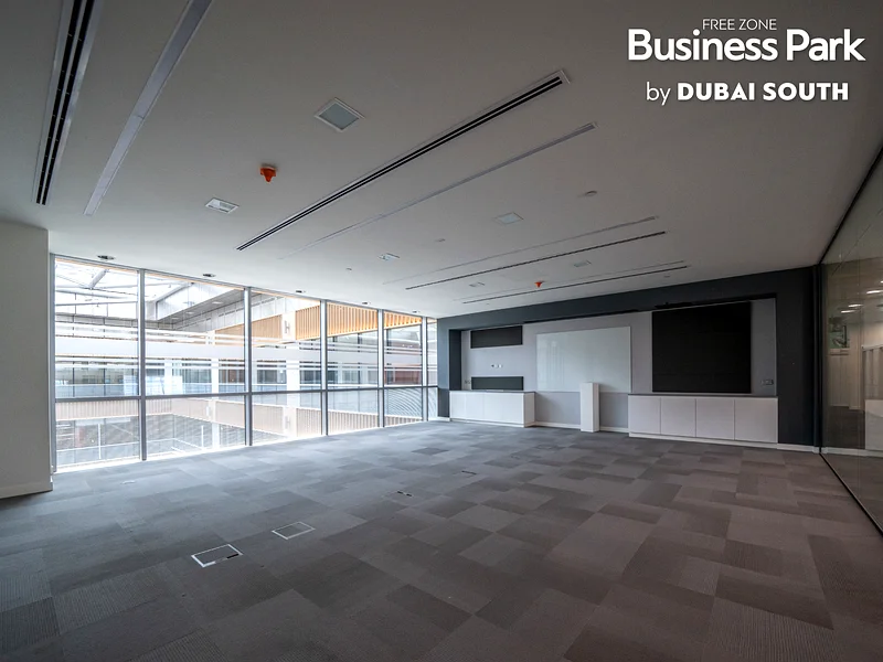 SIGNATURE Fully Fitted Floor in HQ BUILDING64062372193921114