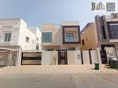 Two-story villa with a roof/ready for occupancy/prime location on Sheikh Mohammed bin Zayed Road