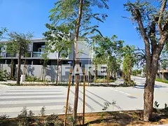 4 bedroom corner | Distress Price