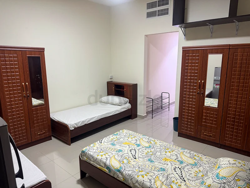 أبراج ناصر، شقة جديدة مكونة من 3 غرف نوم مفروشة بالكامل وغرفة رئيسية للموظفين فقط لثلاثة أشخاص فقط.64226219495171113