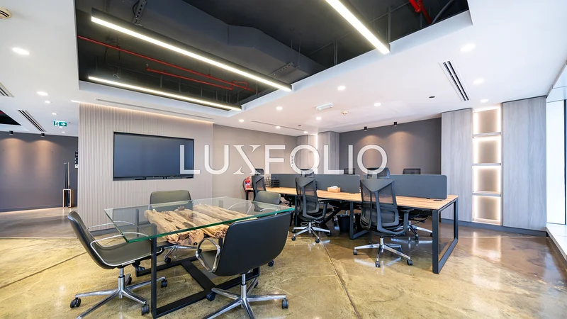 Available Now | Executive Office | Grade A64070892206082113