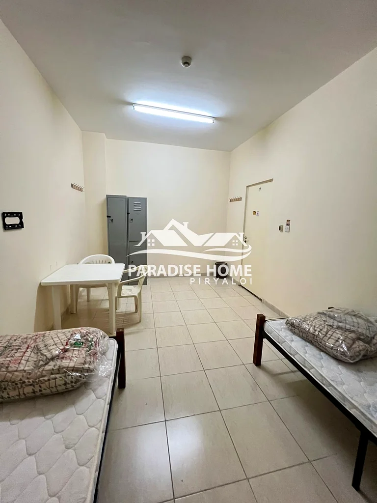 مجمع سكني للعاملين بالقرب من المصفح64061820631298112