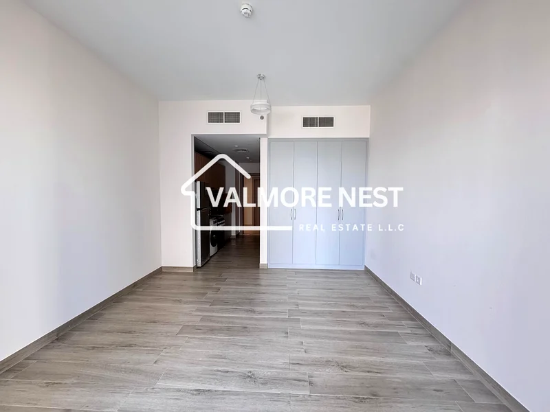 وحدة واسعة I صيانة جيدة I موقع متميز64172652168321113