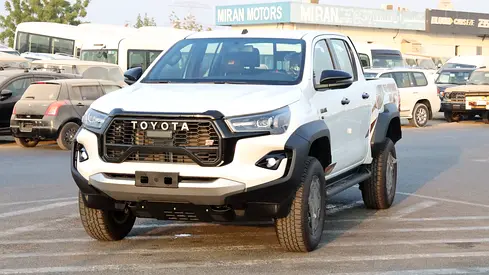 TOYOTA HILUX GR SPORTS 4.0L petrol Full option