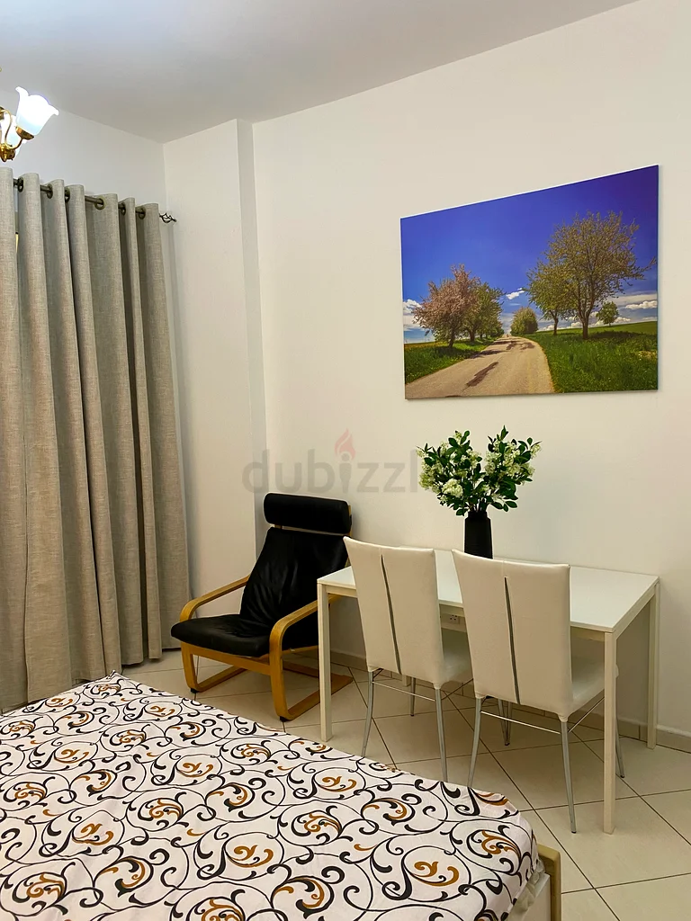 غرفة نوم رئيسية للإيجار في دبي، النهدة 2.64049671403394111