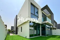 Single Row | Vacant | Landscaped