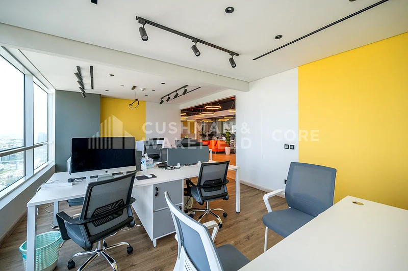 Combined Fitted Office | Prime Location | DED License64063143784577113