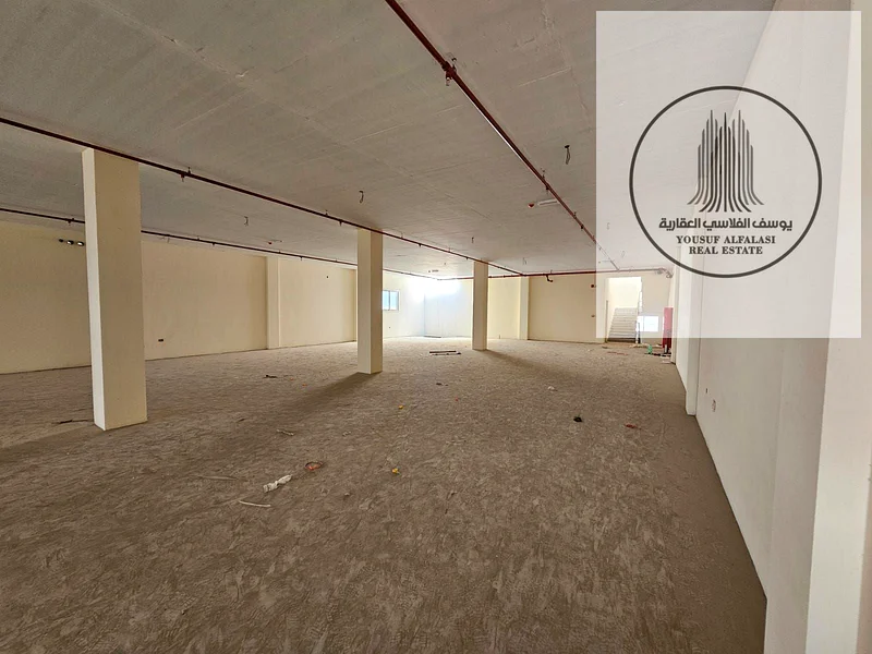 For rent in Umm Al Quwain: Warehouse 11,450 sq ft 40 sq m Price: AED 515 Delivery: First of November After the tenant's lease expires64061163245057114