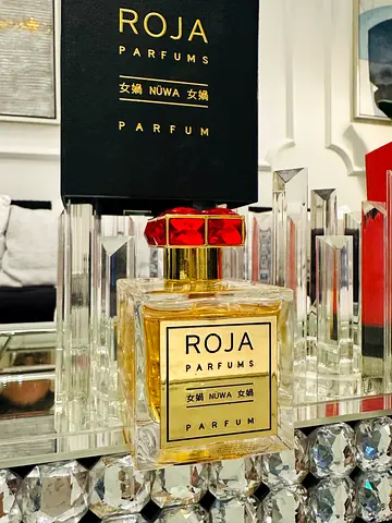 ROJA DOVE NÜWA Luxurious Fragrance to Elevate Your Scent