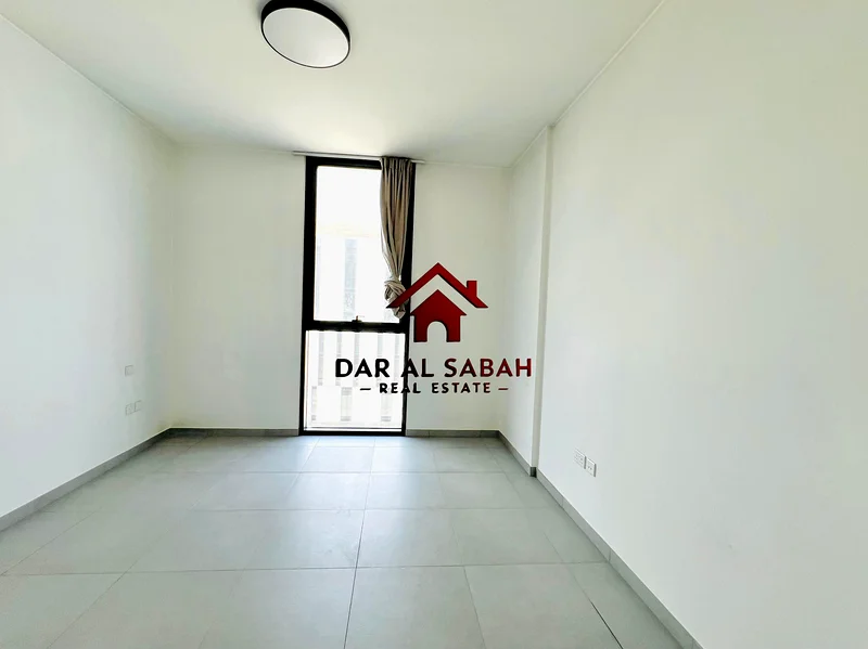 Luxurious studio || Well Maintained || Easy Payment plane || On Road Building64189311846402110