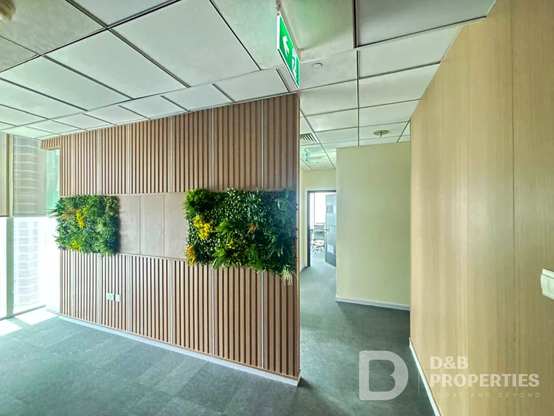 Close to Metro | Two Parking | Upgraded64070073869826110