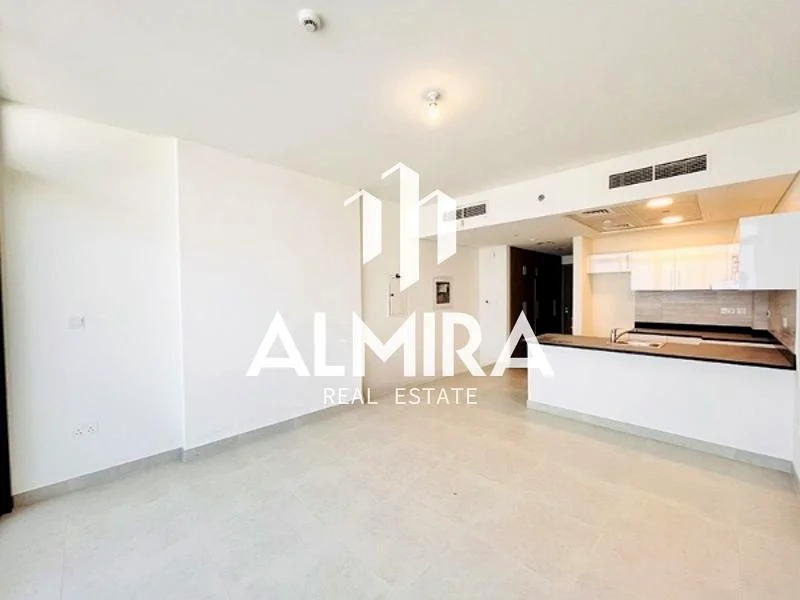 Good Condition | Studio w/ Balcony | Vacant Soon64051029183618111