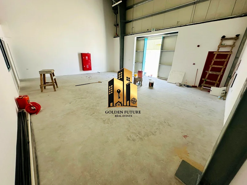 Don't miss this offer | Brand new warehouse | with office and washroom | ready to move64059101988866112