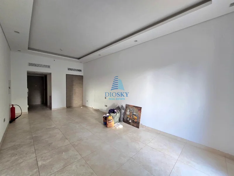 مساحة واسعة | موقع متميز | عرض على مدار الساعة64176322012802113