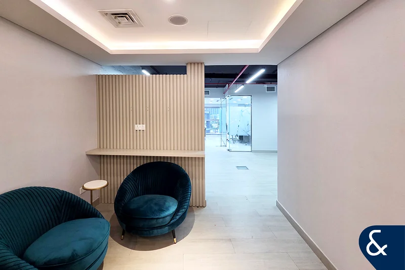 Grade A | Fully Fitted | Furnished64070076094465113