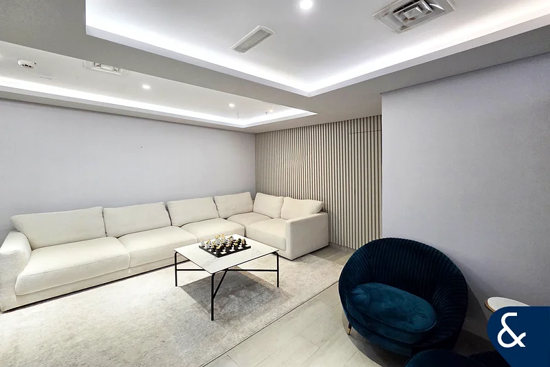 Grade A | Fully Fitted | Furnished64070076094465114