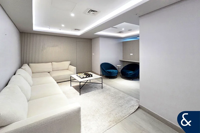 Grade A | Fully Fitted | Furnished64070076094465111