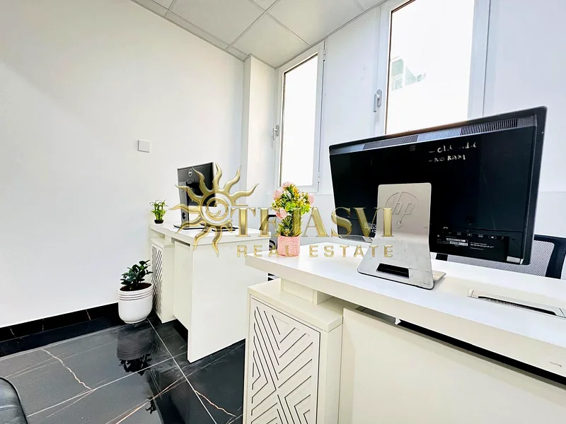 Brand new office |direct from Owner |near to Public Transport64071785226883113
