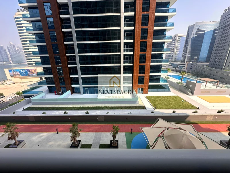 واسع | استوديو مفروش بالكامل | إطلالة على القناة64169940827523113