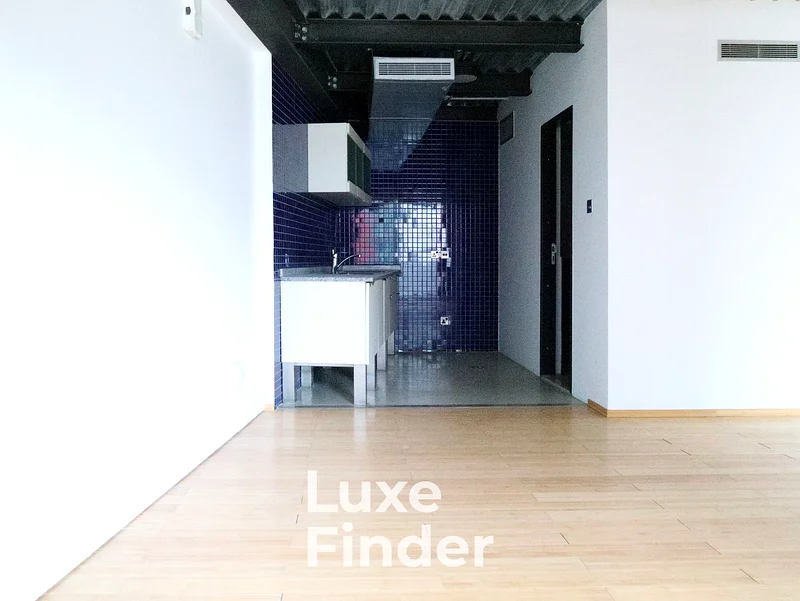 Duplex | Spacious Workspace | Prime Location64063252618498113