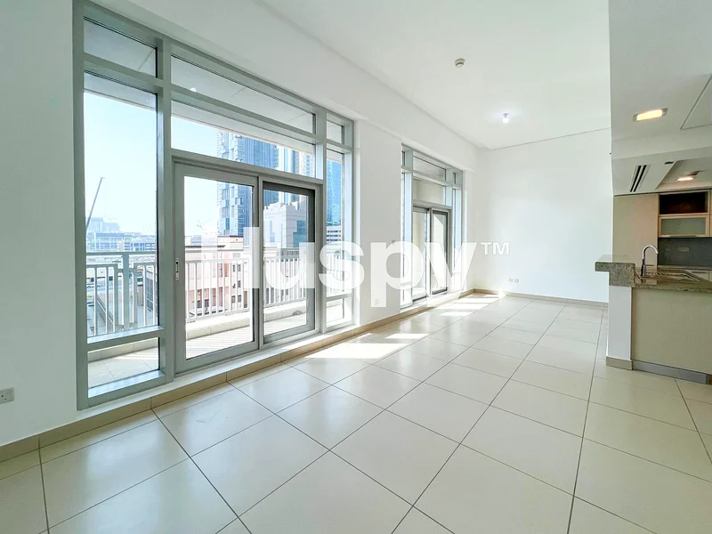 12 شيك | طابق منخفض | شاغر64210278493698110