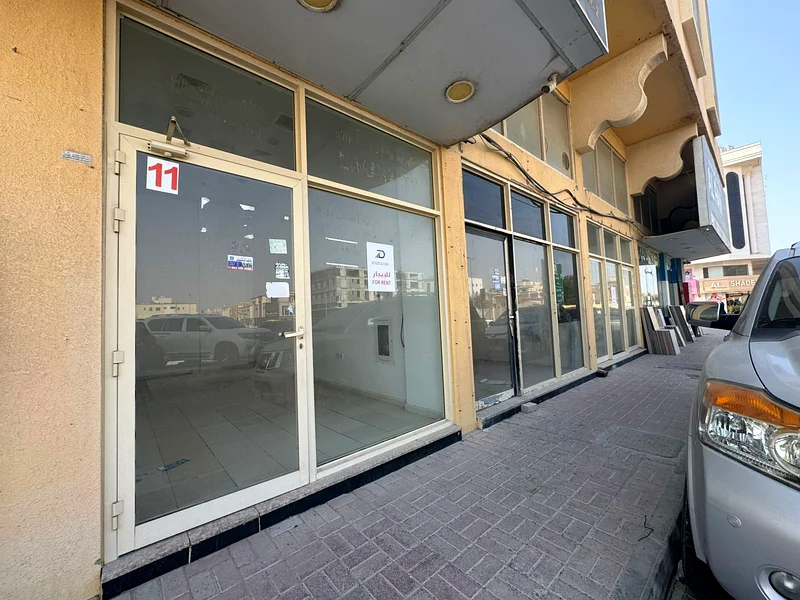 متاجر تجارية للإيجار السنوي في المويحات 2 - موقع حيوي بأسعار خاصة64073342915202112