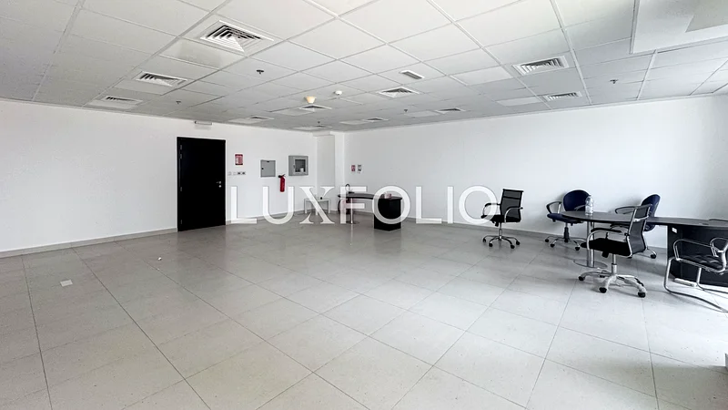 ترخيص DMCC | شاغرة الآن | طابق منخفض64070892234627114