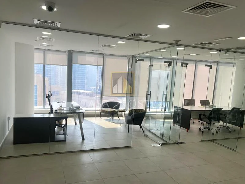 PRIME LOCATION | VACANT | FURNISHED | FITTED64064473103107111