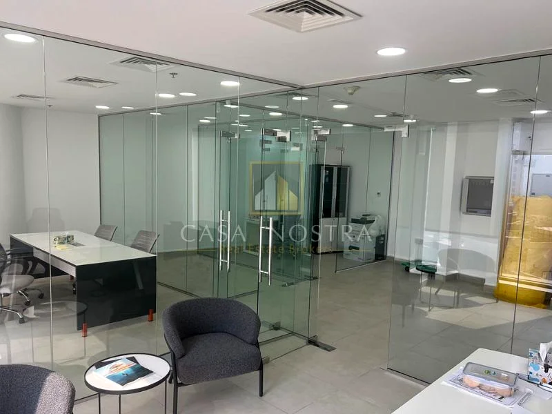 PRIME LOCATION | VACANT | FURNISHED | FITTED64064473103107113