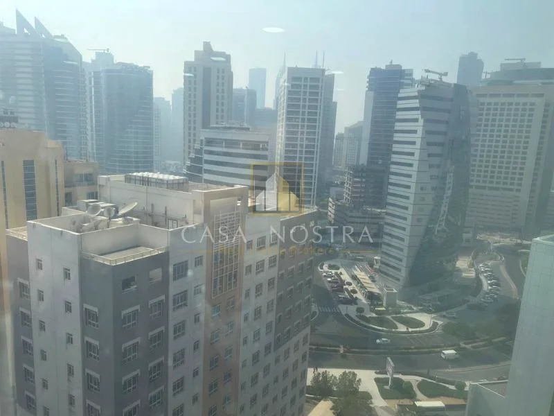 PRIME LOCATION | VACANT | FURNISHED | FITTED64064473103107110